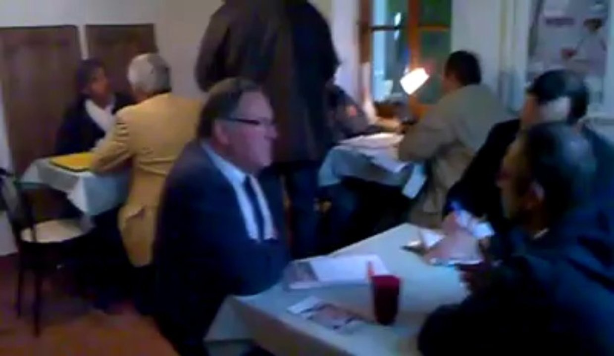 Beloeil: speed dating entre candidats et électeurs
