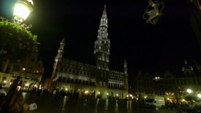Jeux de lumières pour l'Hotel de ville de Bruxelles
