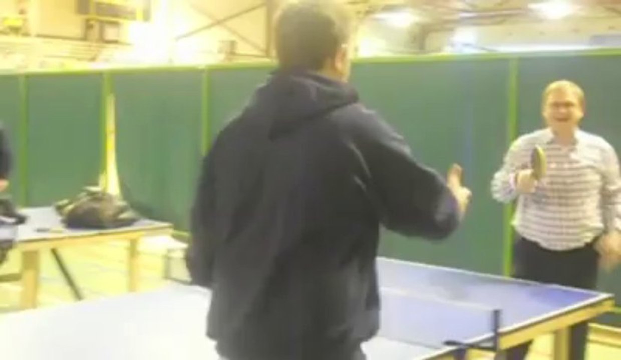 "Soyons Ping" à Huy avec Alexis Housiaux