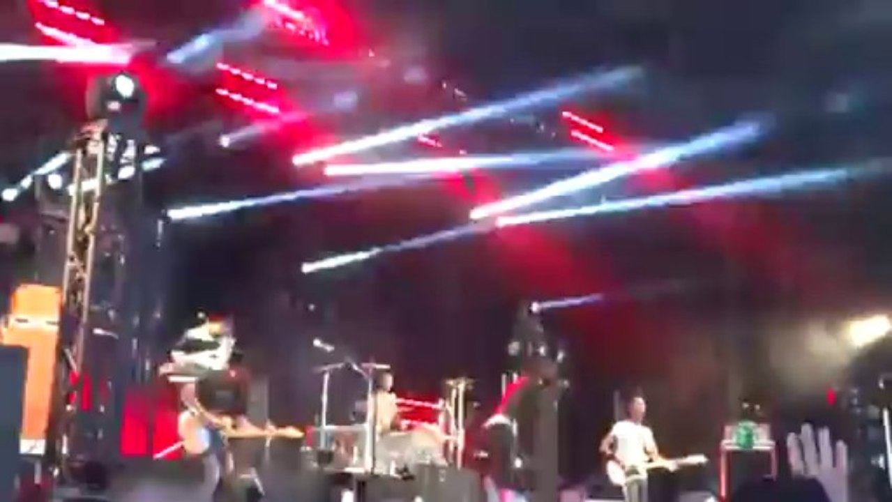 Skip the Use - Hell Parade - Le Cabaret Vert 2013