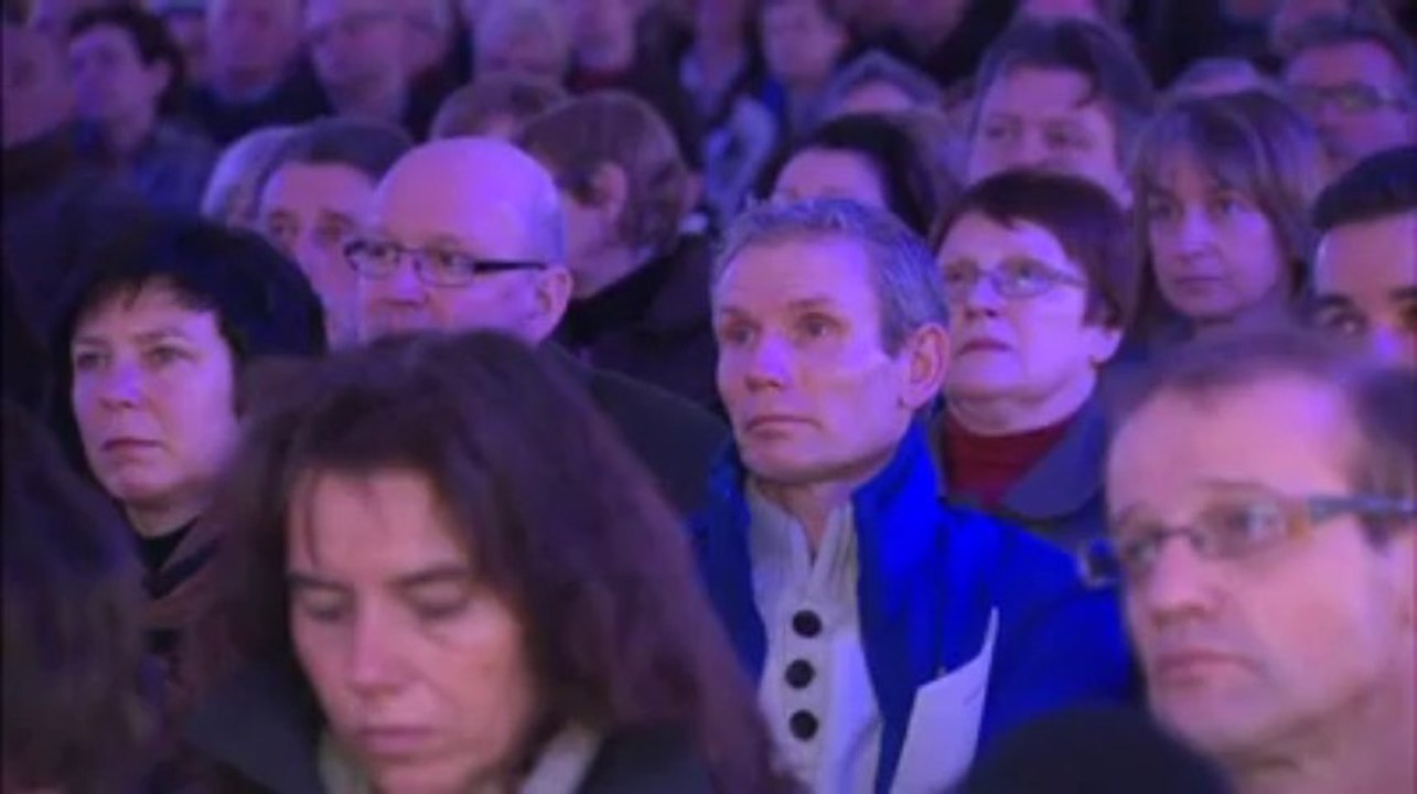 Plus de mille personnes aux funérailles de Jan Sarens