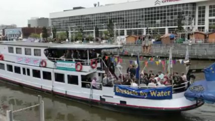 Bruxelles: le premier voyage du Waterbus