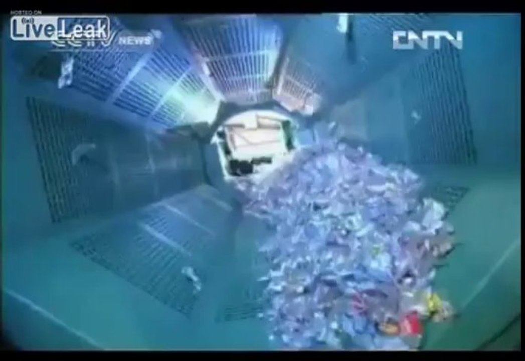 Metro de Beijing da boleto de viaje para los que recicla botellas de plástico