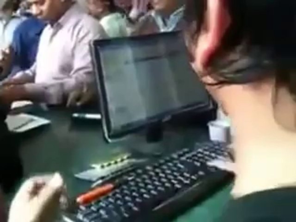 Dünyanın en hızlı klavye kullanan adamı!