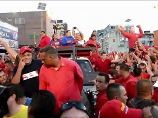 Chávez admite falhas no governo