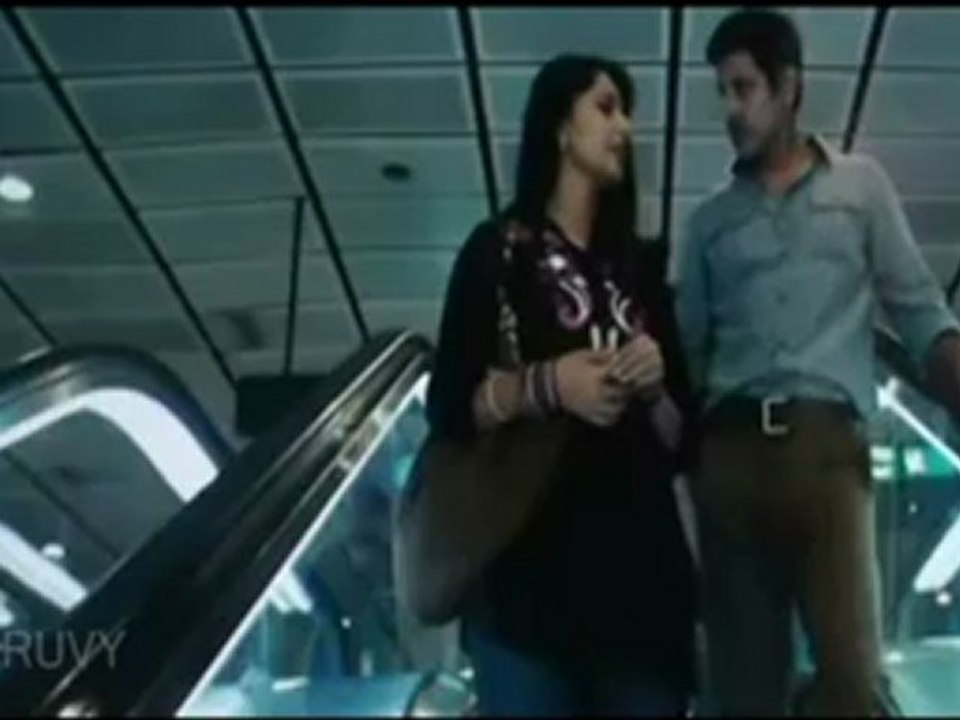 Oru Paadhi Kadhavu HQ Video song from Thaandavam