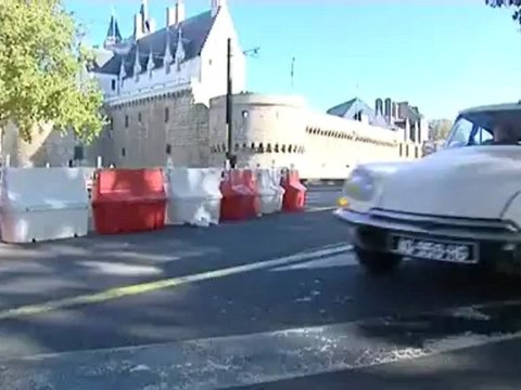 2ème traversée de nantes pour vieilles voitures