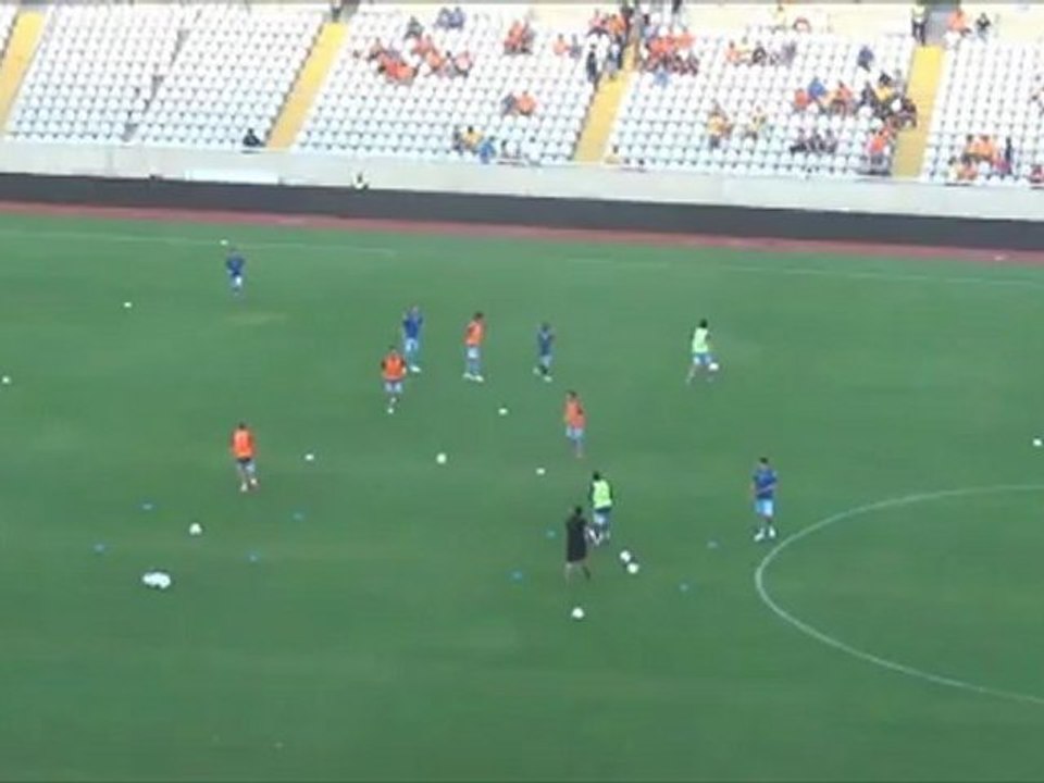 ΑΠΟΕΛ-Απόλλων-είσοδος Απόλλωνα προθέρμανση