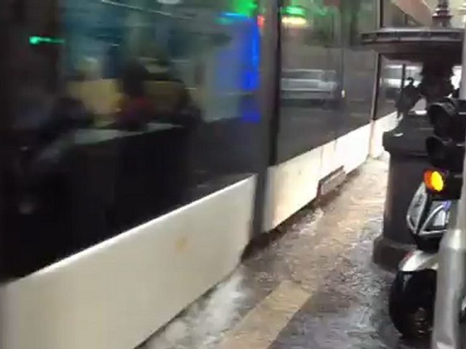 Toute la pluie tombe sur Marseille