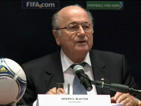 Mundial 2018 - Blatter, tirón de orejas al Mundial de Sudáfrica