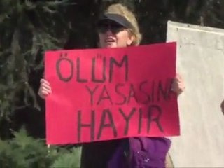 Hayvanseverlerden ‘ölüm yasası’na tepki