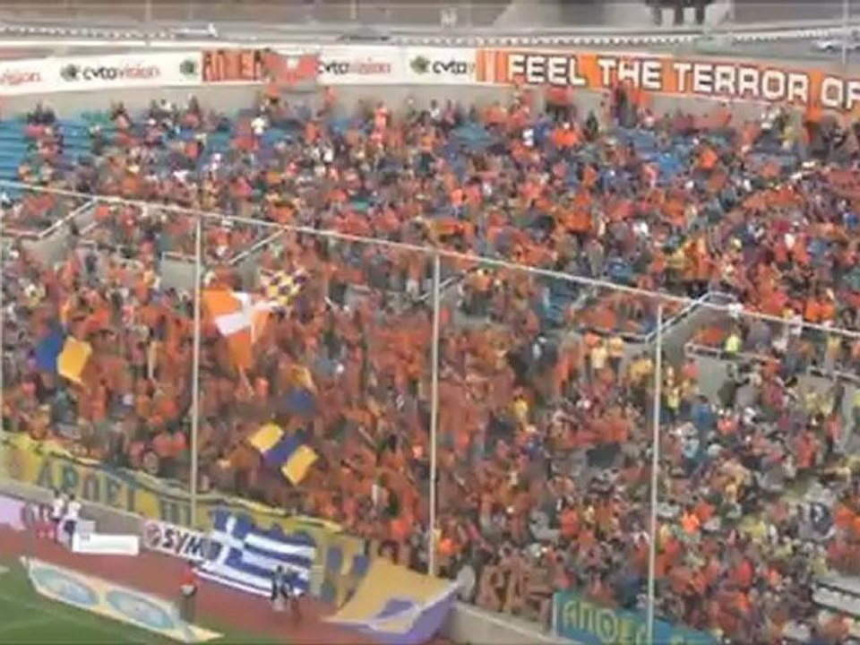 ΑΠΟΕΛ-Απόλλων-φίλαθλοι ΑΠΟΕΛ (2)