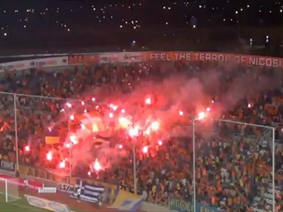 ΑΠΟΕΛ-Απόλλων-φίλαθλοι ΑΠΟΕΛ (3)