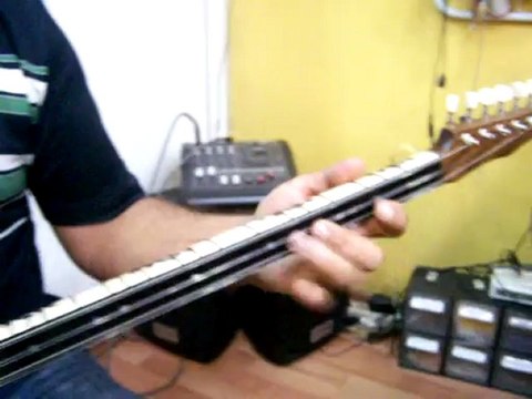 CEVİZ KISA SAP GİTAR BURGULU BAĞLAMA