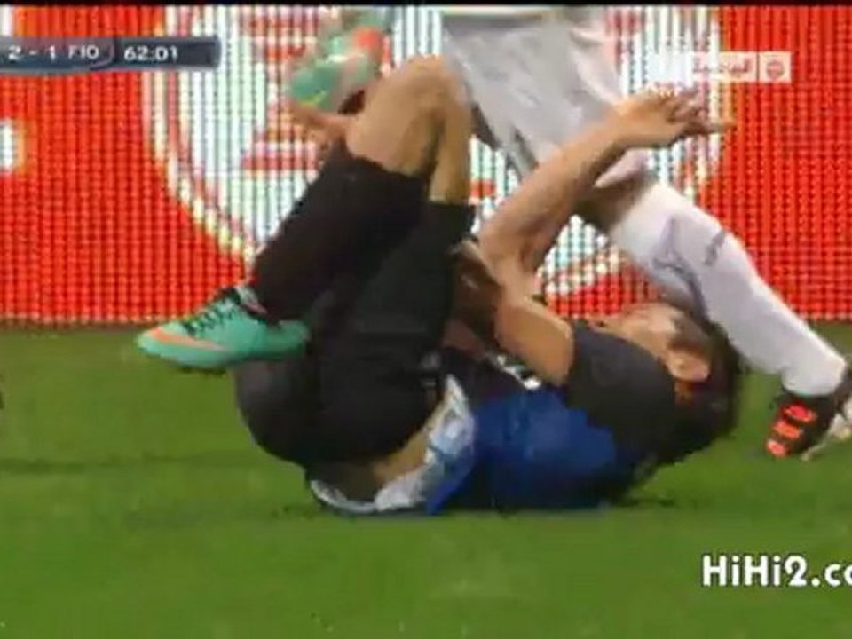 INT . FIO : Red card