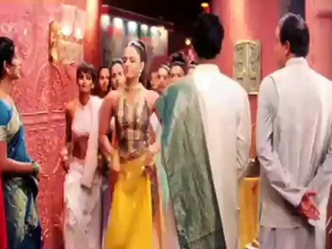 Baat Meri Suniye To Zara song - Kuch Naa Kaho