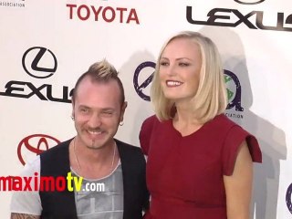 Video herunterladen: Malin Akerman and Roberto Zincone 2012 