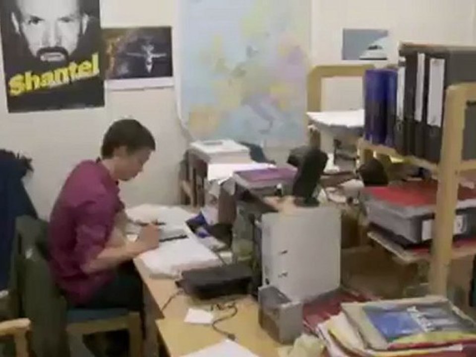 Vartan Bassil, Breakdancer | Typisch deutsch