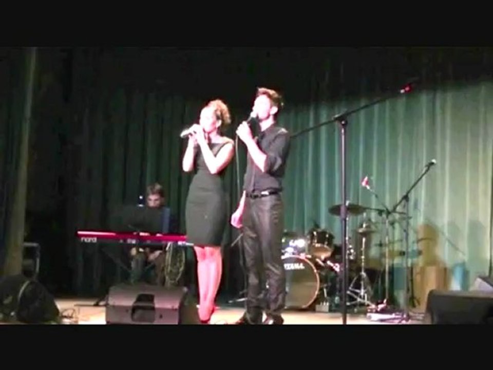 Julie Jourdan et Benjamin Bocconi..... " Partir à temps "