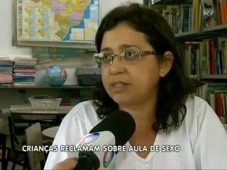Professora choca alunos de 10 anos com questionário sobre posições sexuais