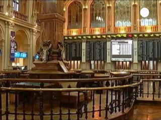 Spain seeks to avoid bailout as debt soars