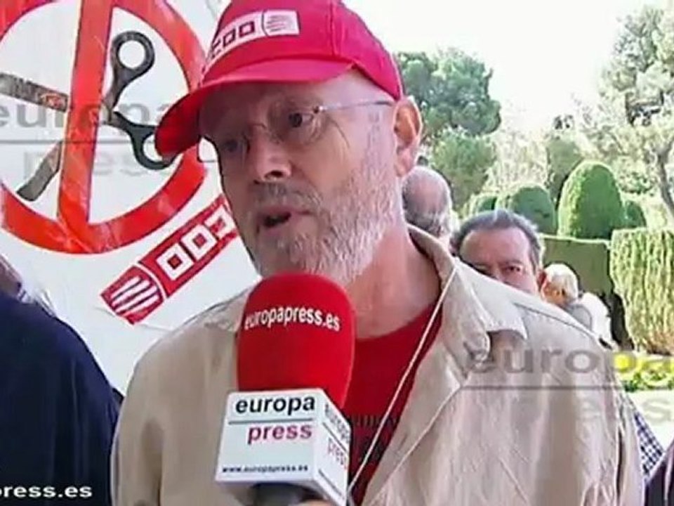 Pensionistas catalanes contra los recortes de Artur Mas