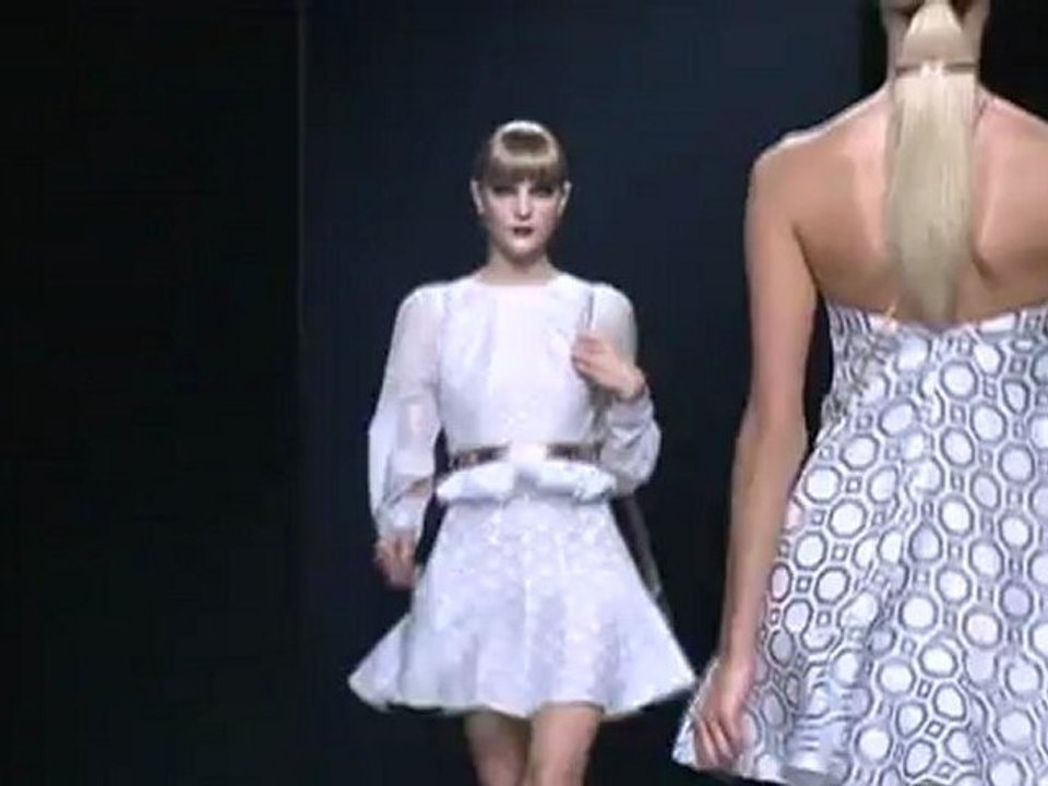 EFESTILO Los diseñadores españoles proponen diseños atemporales en Madrid Fashion Week