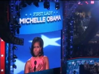 Michelle Obama deslumbra con un emotivo discurso sobre su marido
