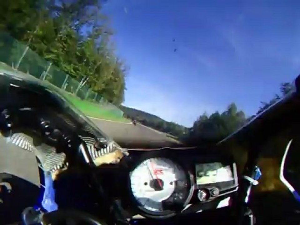 Spa 30/09/12 GSXR 1000 vs 1198