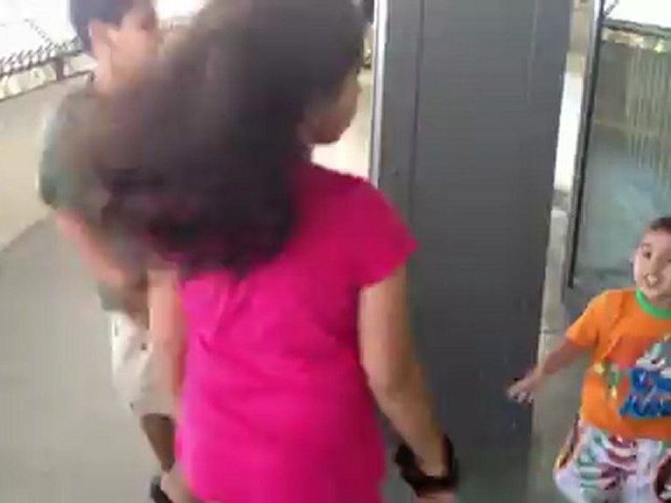 kids at cn tower