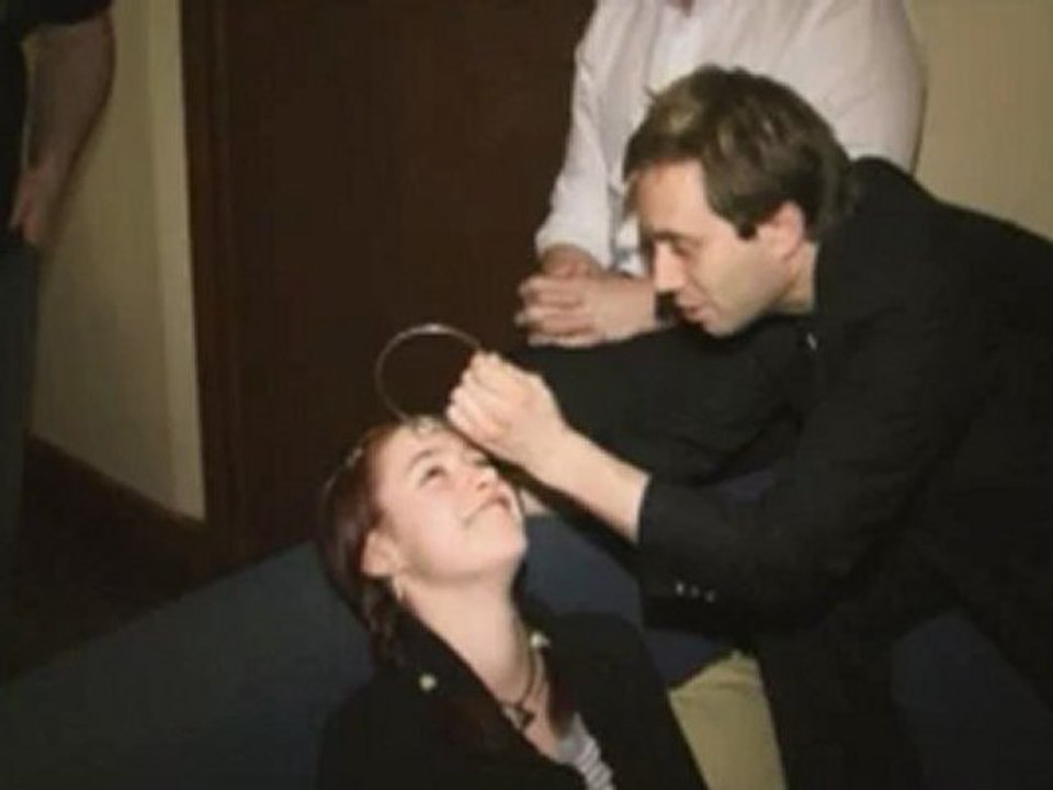 Ninja Plus (Props and DVD  ENGLISH) by Matthew Garrett (DVD) - Magic Trick