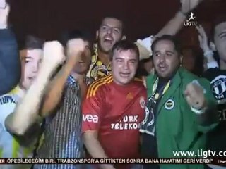 Fenerbahçe taraftarı Alex'in evine gitti