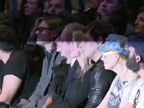 Fashion week: Slimane dévoile sa mode pour Yves Saint Laurent