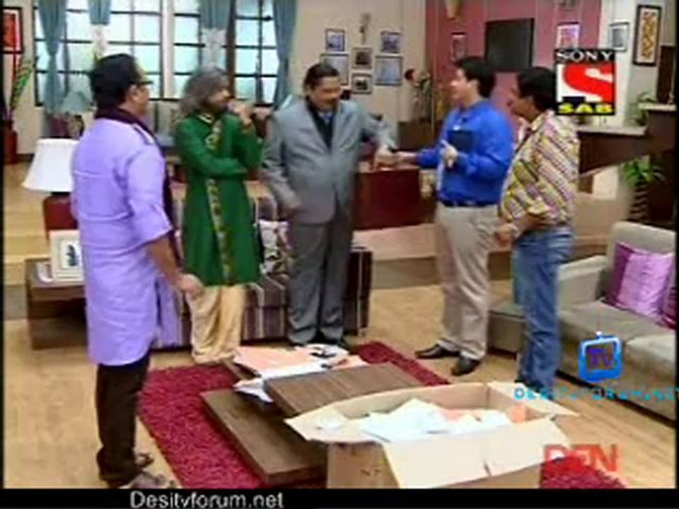 Golmaal Hai Bhai Sab Golmaal Hai 2nd October 2012 Video pt1