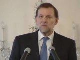 Rajoy rinde homenaje a los españoles que asumen los sacrificios sin manifestarse