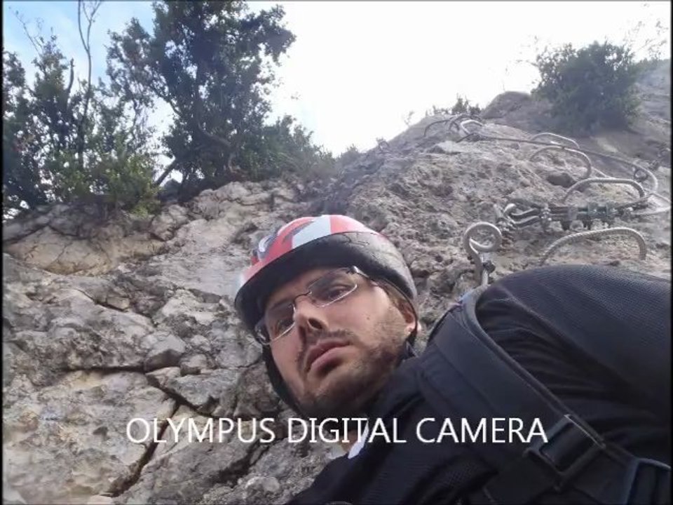 la via ferrata de grenoble en octobre 2012  avec alkarou sur une mixtape de I octane