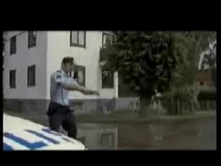 LE POLICIER QUI A REVE ... HUMOUR