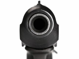 Police: Man Carjacks Driver to get Pregnant Girlfriend to Hospital