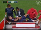 Terrible lesión Carles Puyol