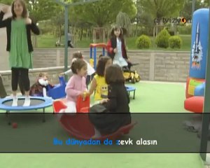 Enstrümantal - Neşeli Ol Ki Genç Kalasın (Karaoke Versiyon)