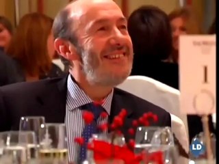 Bono elogia a Rubalcaba: "Es la liebre que engaña a los perros"