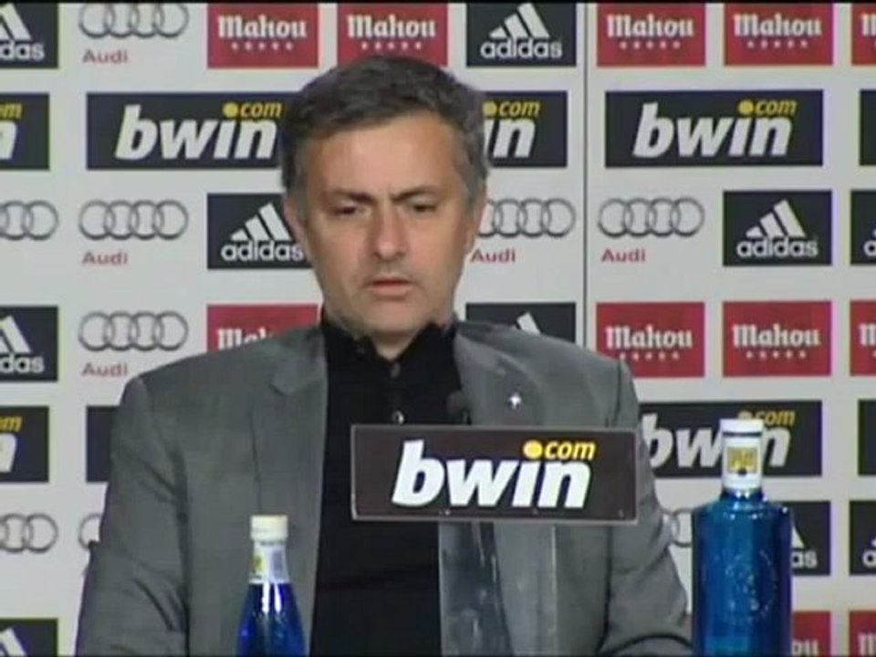 Mourinho:"Prefiero ver la liga de Vietnam antes que el Real Madrid- Sevilla"