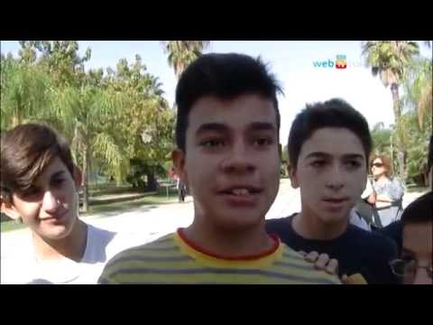 Napoli - L'anno scolastico si apre a Scampia (28.09.12)
