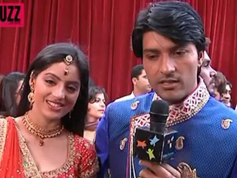 Sandhya & Sooraj CATCH TERRORIST Rajkumar in Diya Aur Baati Hum 26th September 2012