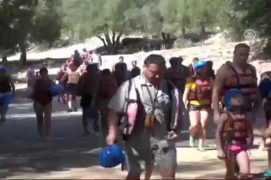 Raftingdeki yoğunluk turizmciyi sevindirdi