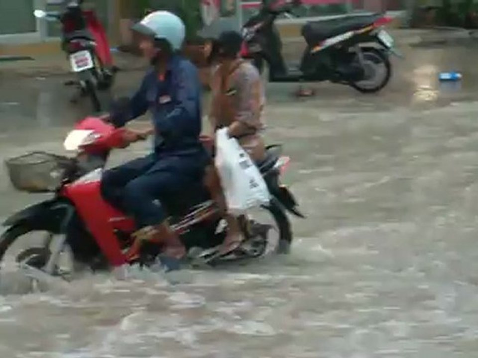 rainning in Pattaya _2