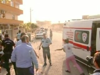 Mortar from Syria kills at least five in Turkey