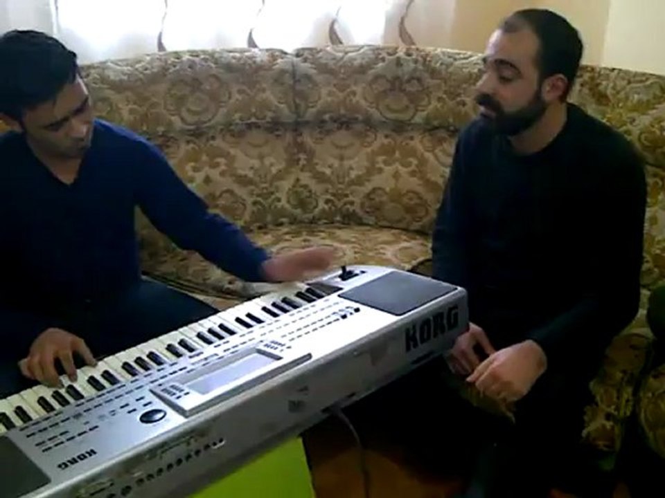 MİSTEFA BAZÎDÎ     DERE KELE...........imparator........