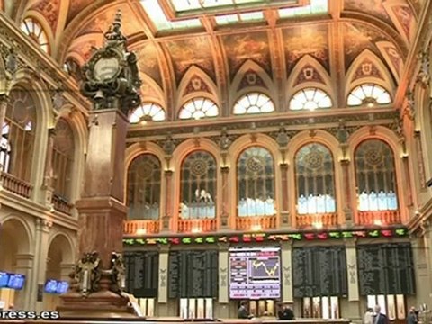 El Ibex cede ante el castigo a la gran banca