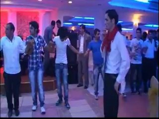 MİSTEFA BAZÎDÎ & HEME HACİ   imparator`ların düeti  iyi dinlemer ....parti 2.
